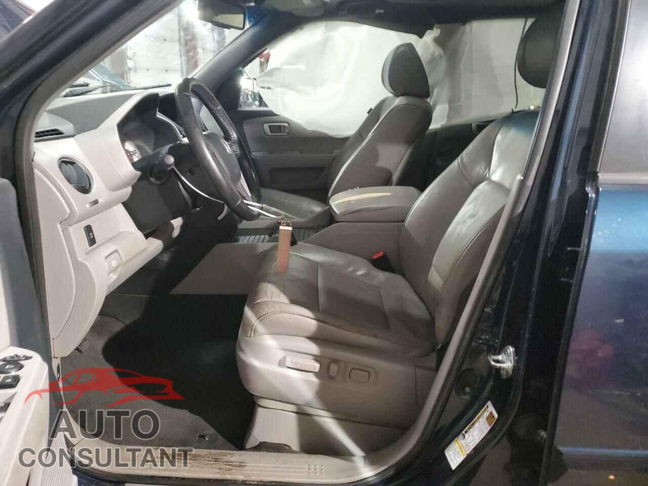 HONDA PILOT 2011 - 5FNYF4H51BB030041