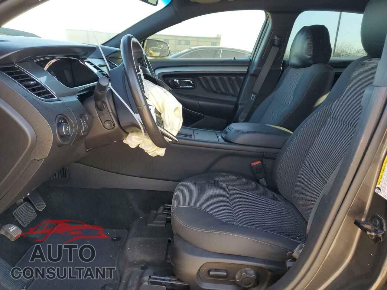 FORD TAURUS 2015 - 1FAHP2E83FG207187