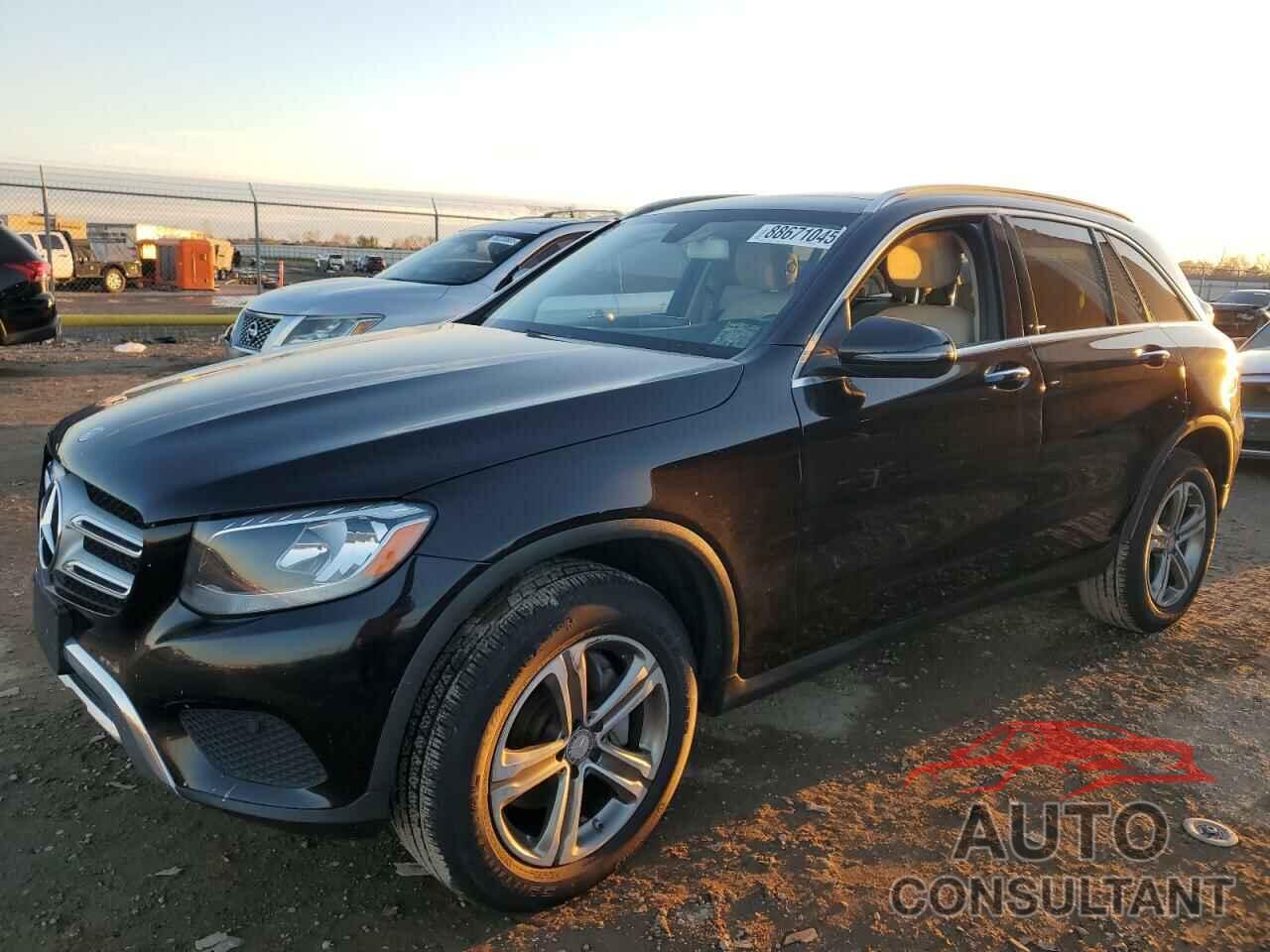 MERCEDES-BENZ GLC-CLASS 2016 - WDC0G4KB3GF059496
