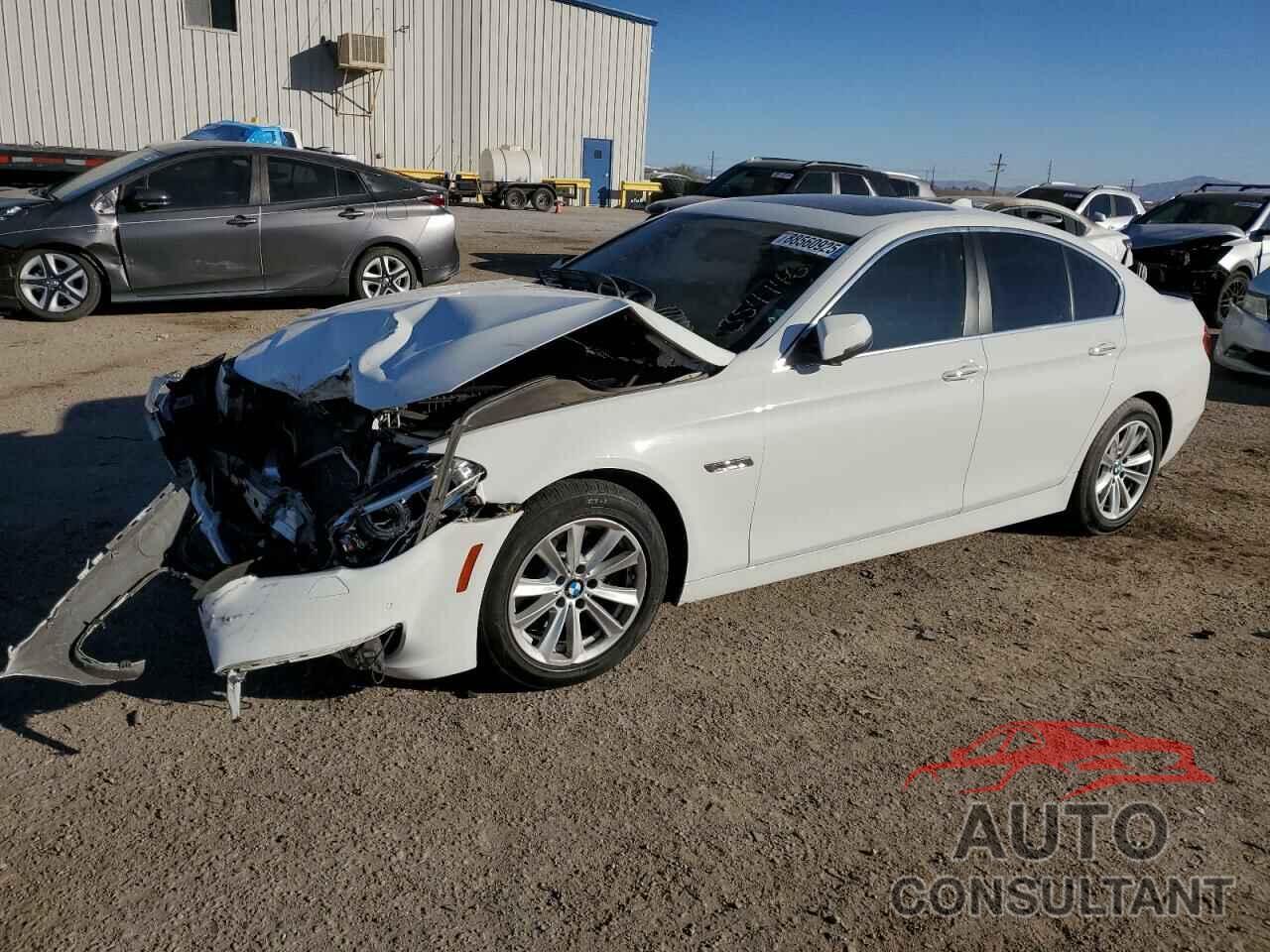 BMW 5 SERIES 2016 - WBA5A5C51GG354146
