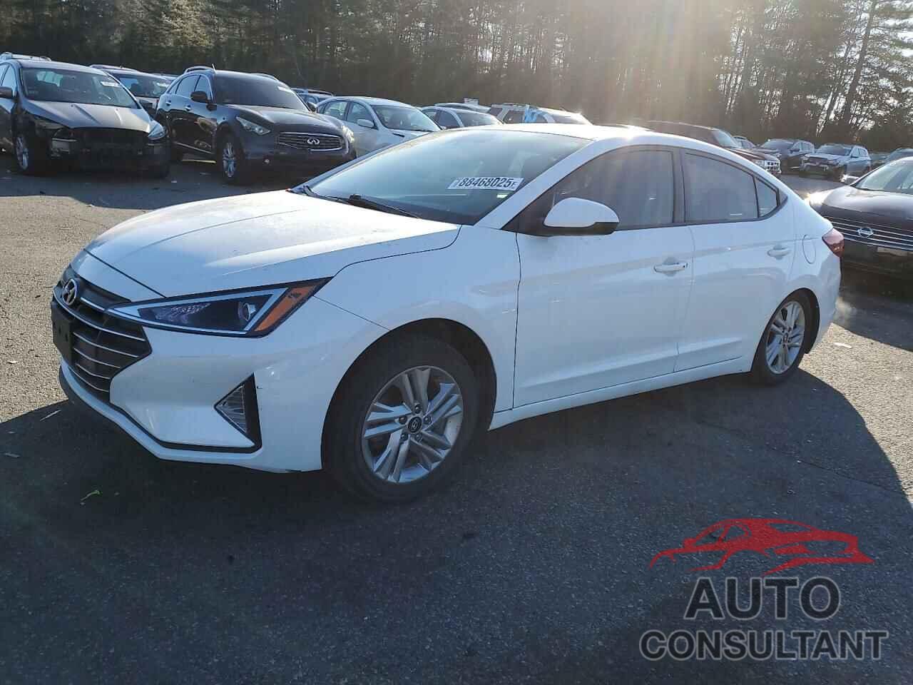 HYUNDAI ELANTRA 2020 - 5NPD84LF5LH618276