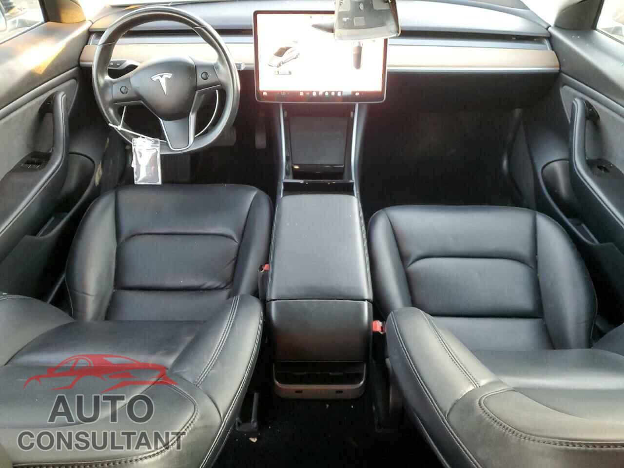 TESLA MODEL 3 2019 - 5YJ3E1EB2KF205662
