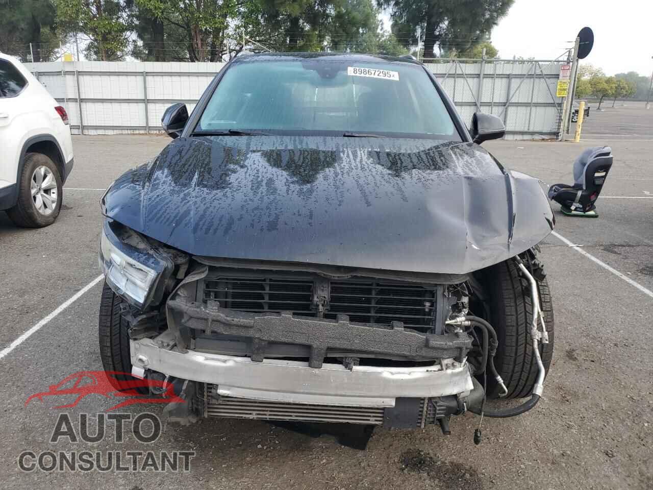 AUDI Q5 2018 - WA1BNAFY7J2024969