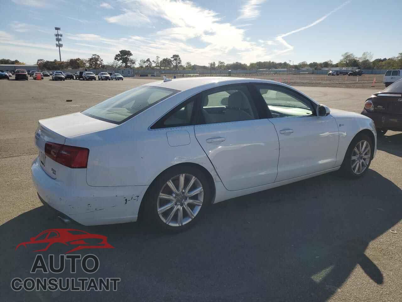 AUDI A6 2013 - WAUGGAFC4DN054649