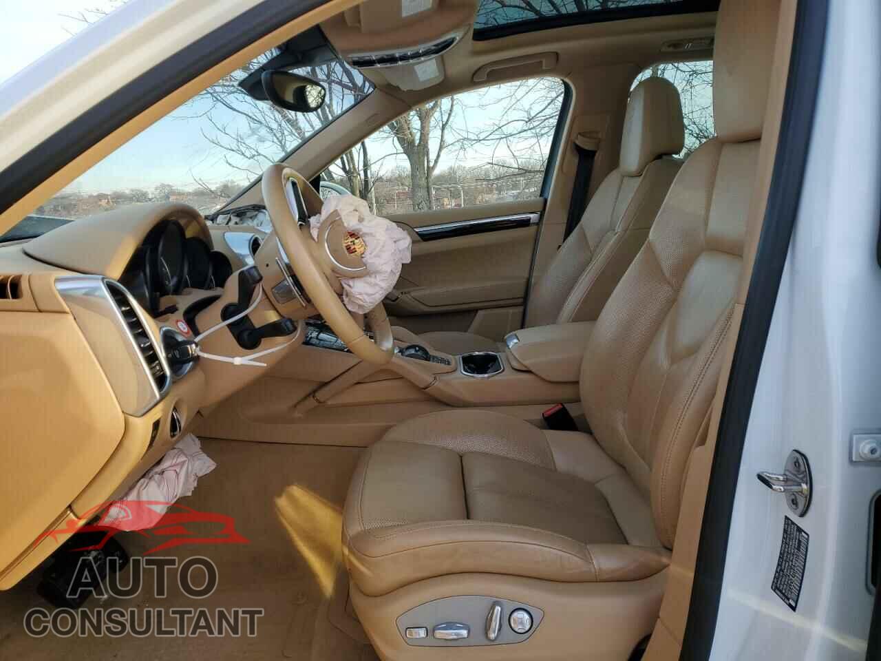 PORSCHE CAYENNE 2017 - WP1AA2A21HKA83191
