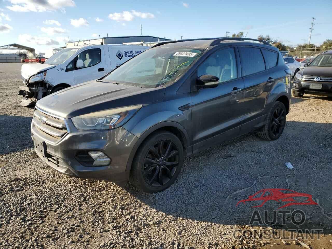 FORD ESCAPE 2017 - 1FMCU0J9XHUA82897