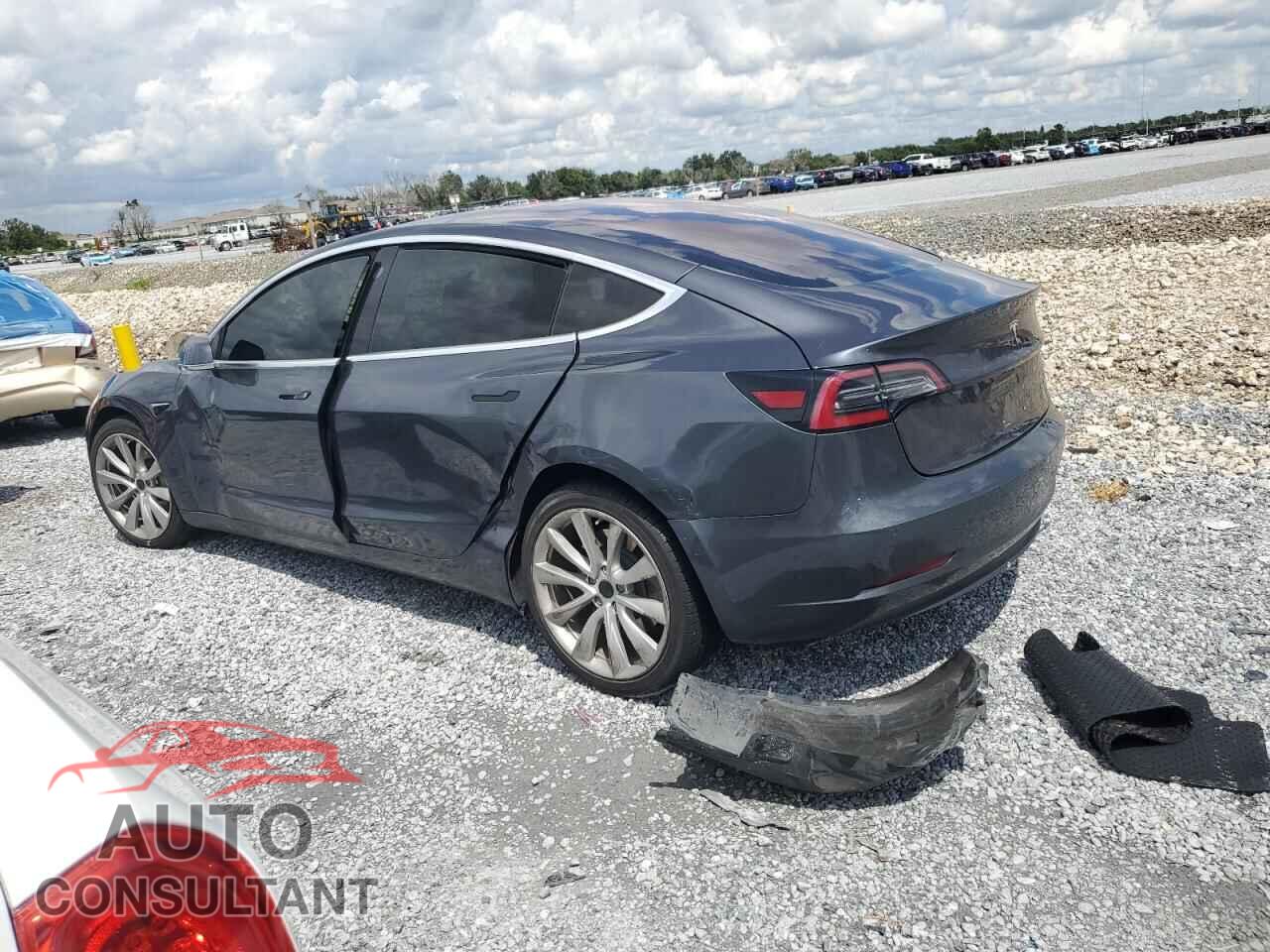 TESLA MODEL 3 2018 - 5YJ3E1EB3JF132476