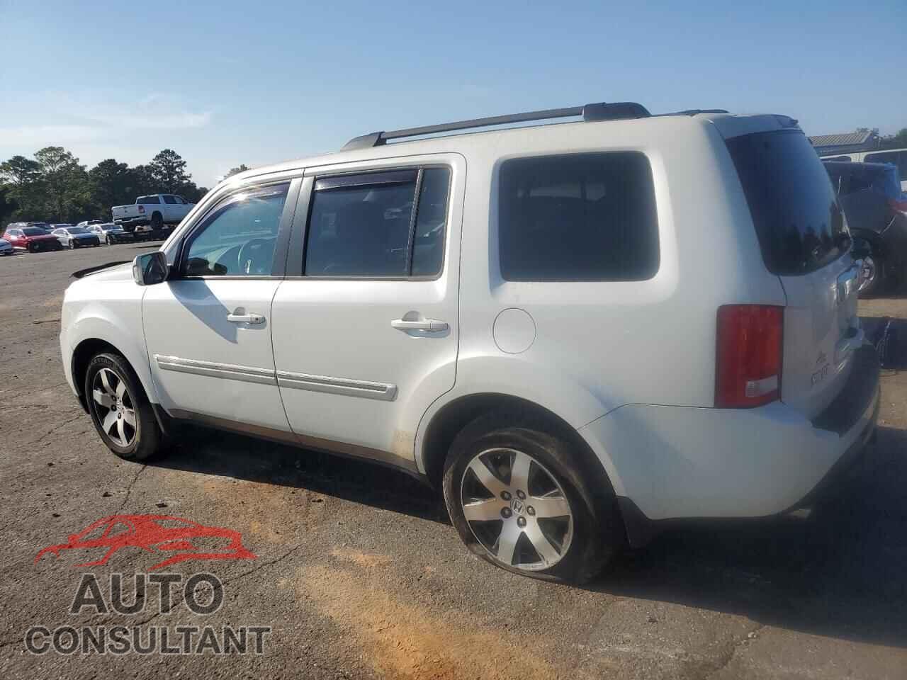 HONDA PILOT 2012 - 5FNYF4H96CB056056