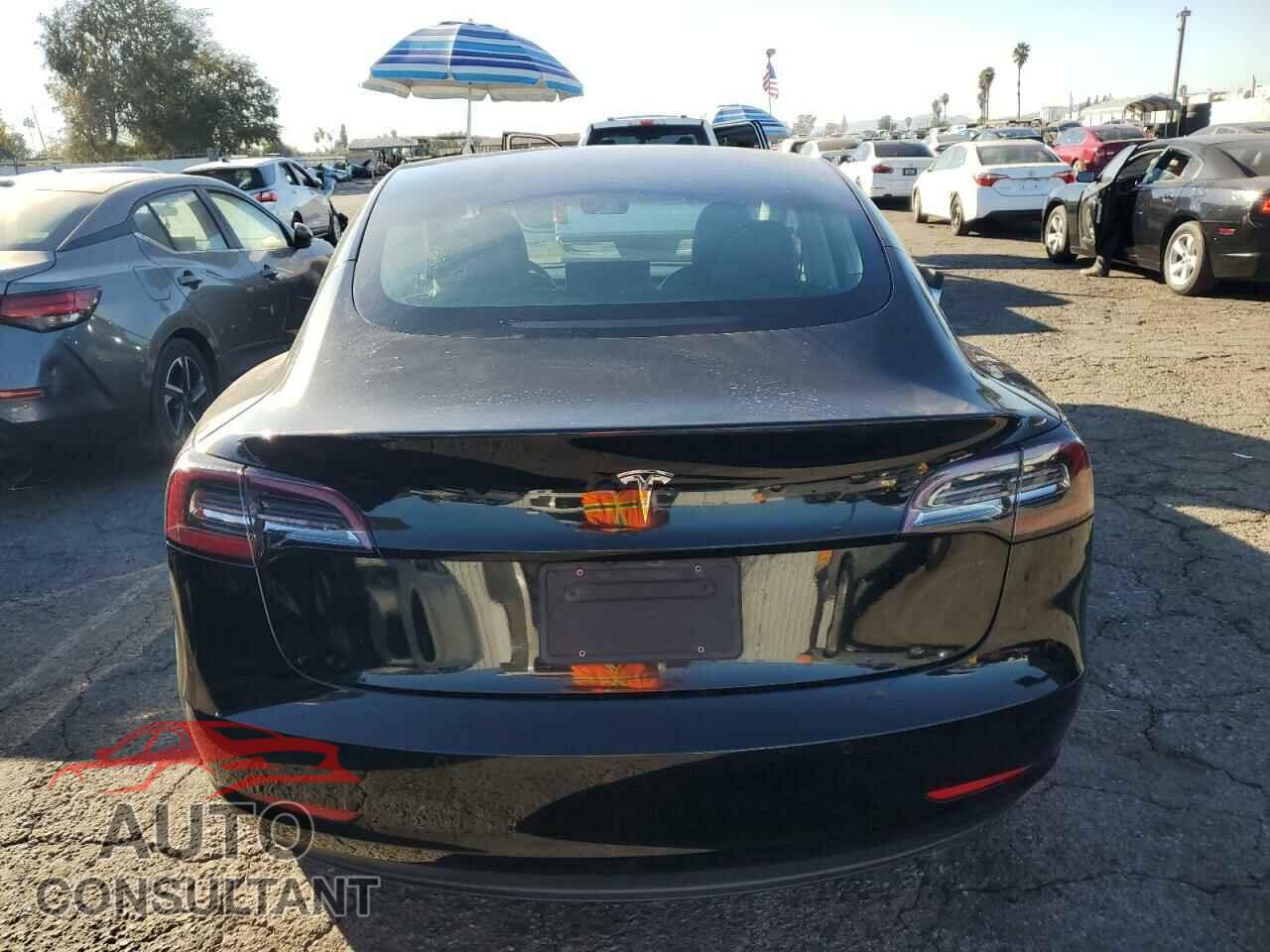 TESLA MODEL 3 2019 - 5YJ3E1EA4KF296618