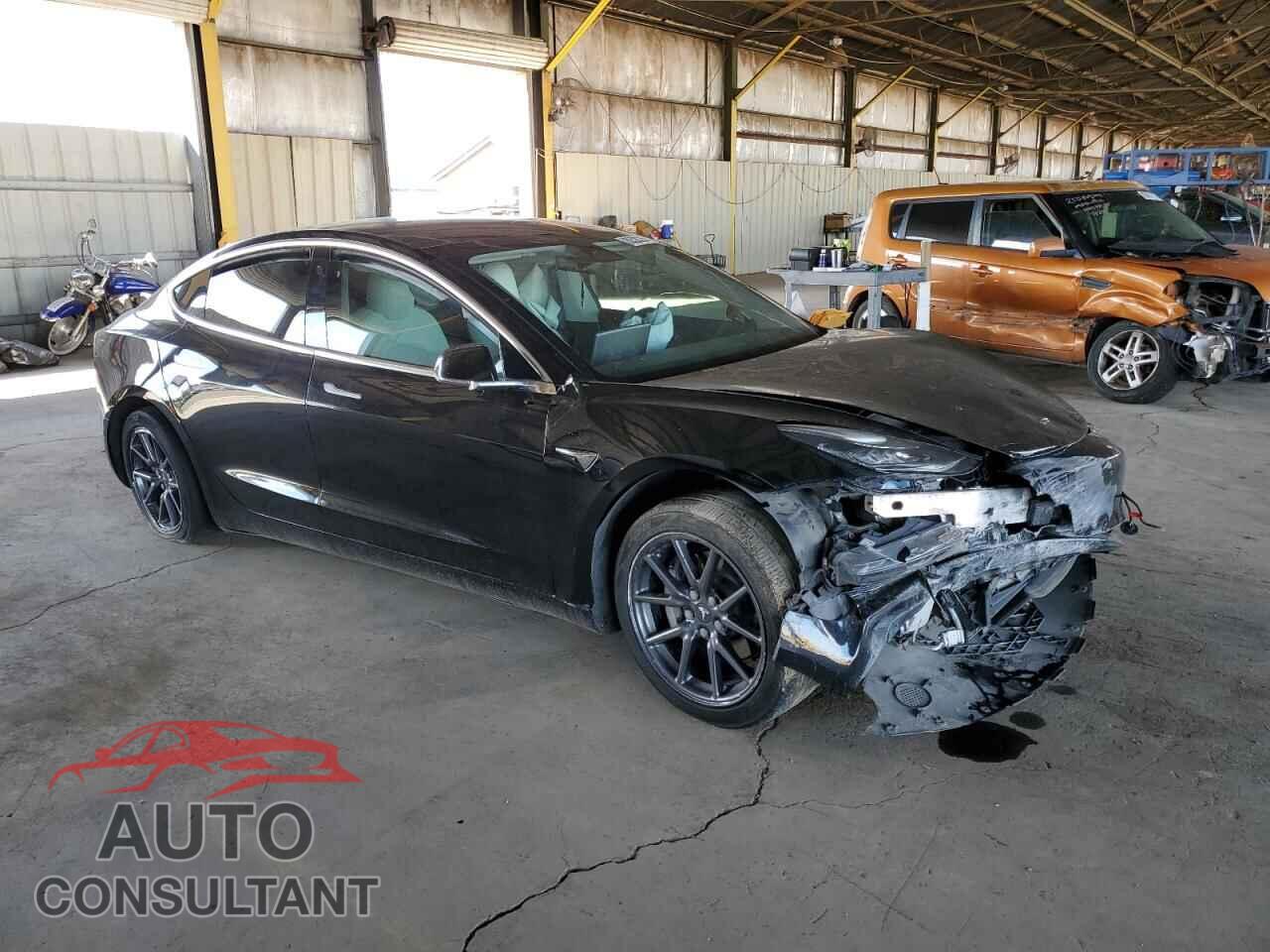 TESLA MODEL 3 2018 - 5YJ3E1EA9JF155266
