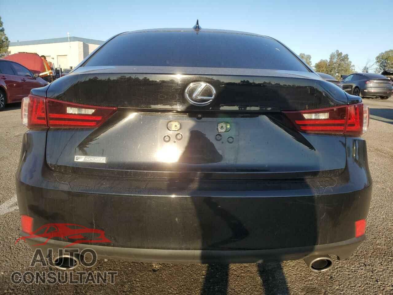 LEXUS IS 2015 - JTHBF1D22F5073793