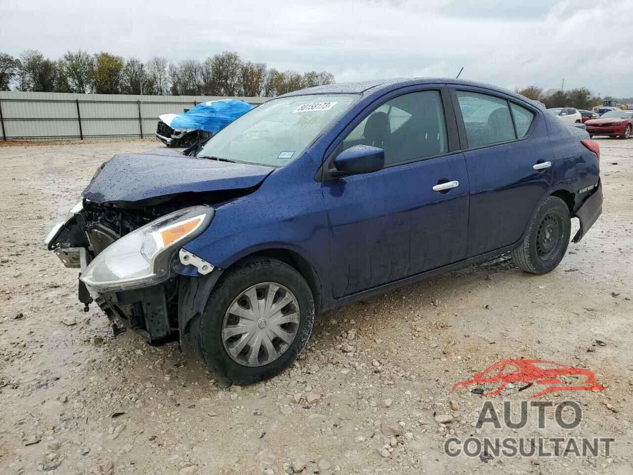 NISSAN VERSA 2018 - 3N1CN7AP2JL886106