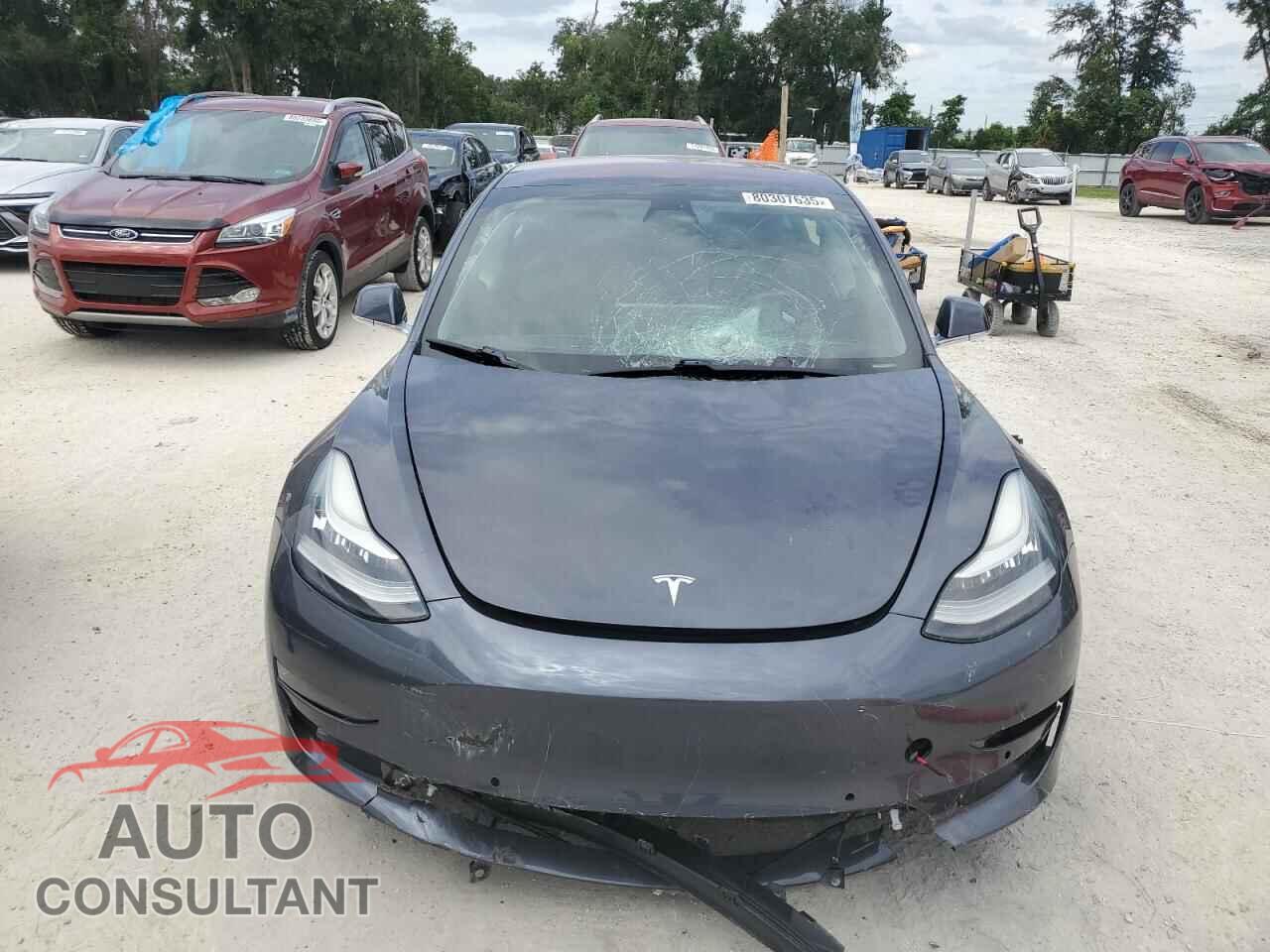 TESLA MODEL 3 2018 - 5YJ3E1EA5JF153496