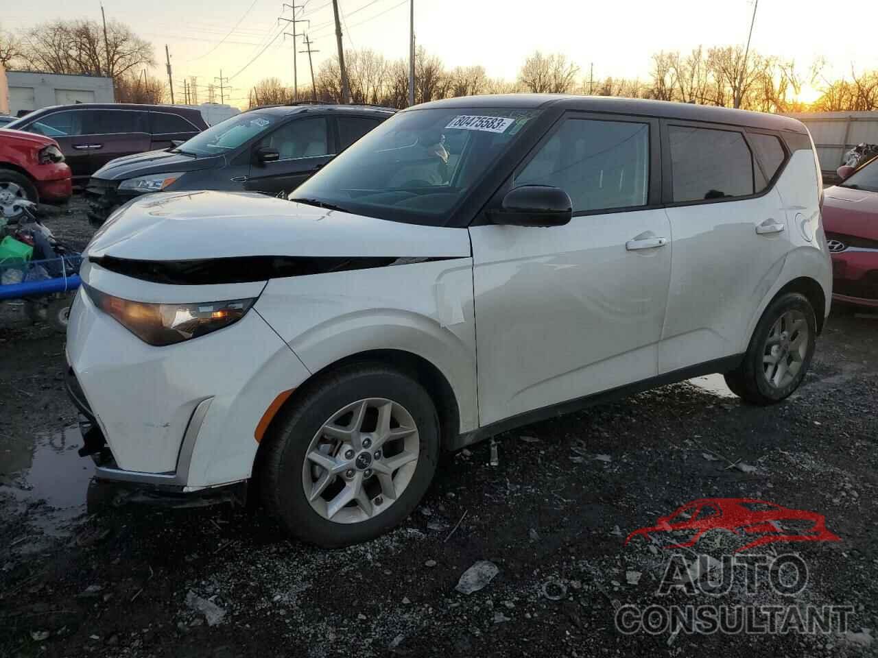 KIA SOUL 2023 - KNDJ23AU6P7210296