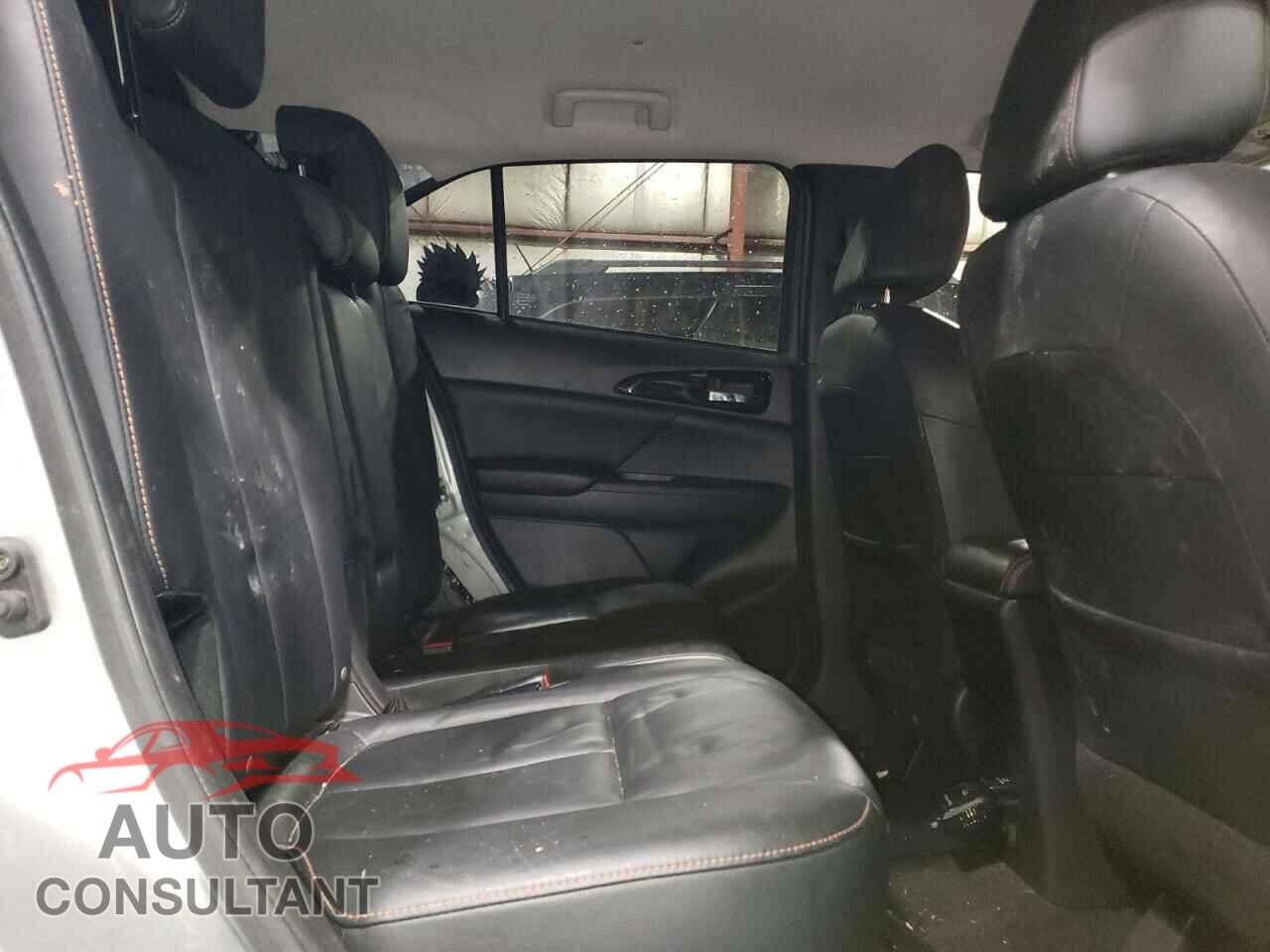 MITSUBISHI ECLIPSE 2019 - JA4AT5AA7KZ024059