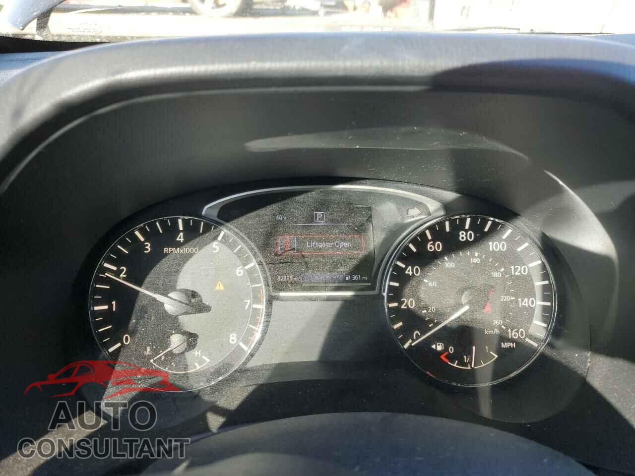 NISSAN PATHFINDER 2017 - 5N1DR2MN0HC611273
