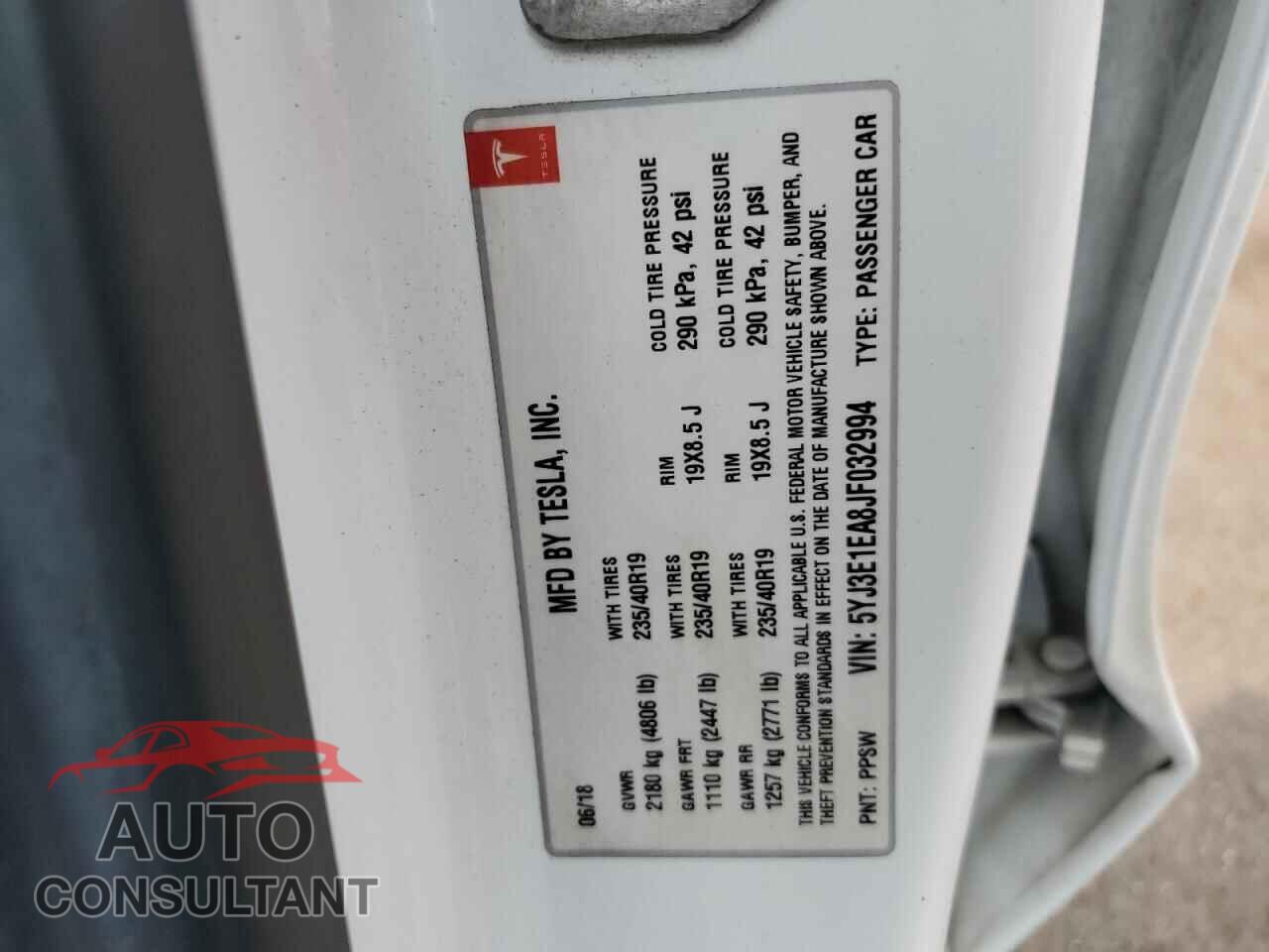 TESLA MODEL 3 2018 - 5YJ3E1EA8JF032994