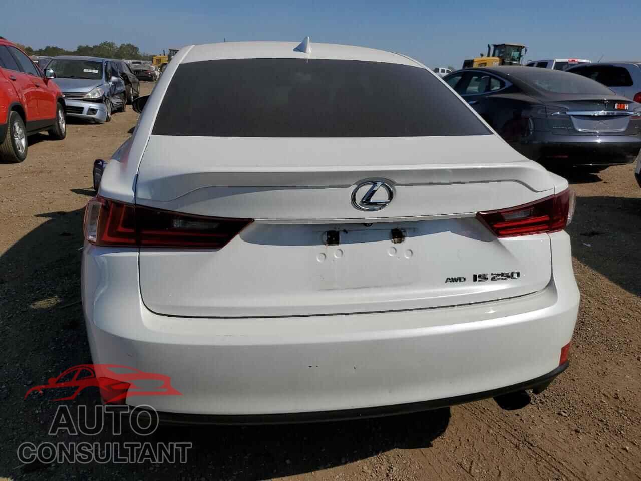 LEXUS IS 2015 - JTHCF1D23F5022310