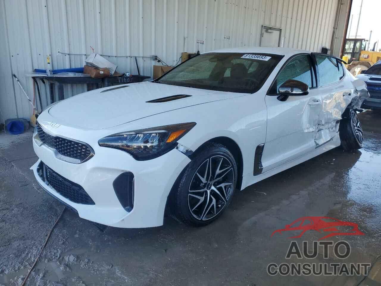 KIA STINGER 2023 - KNAE35LD6P6132869