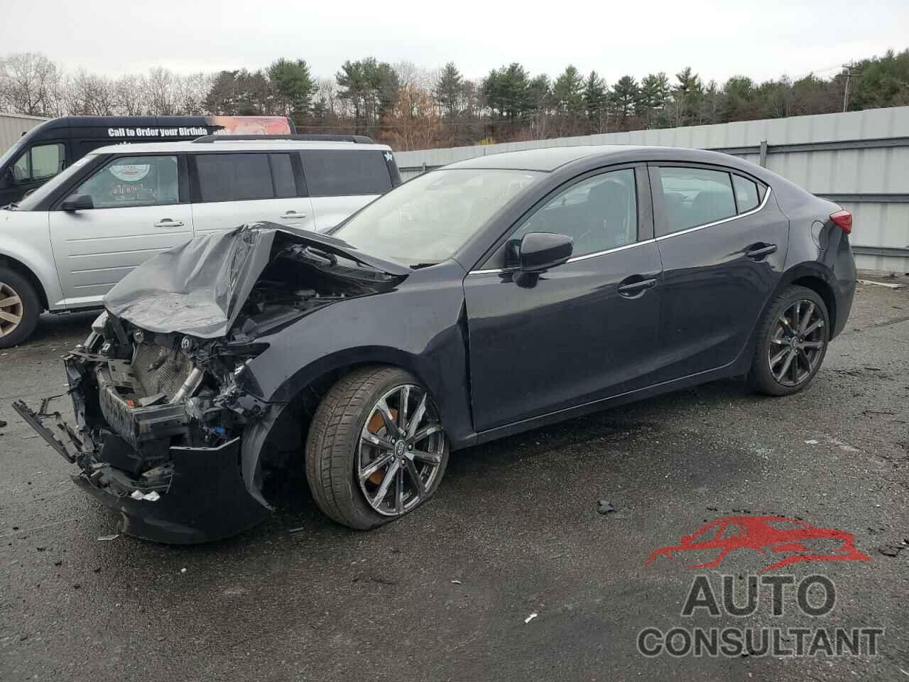 MAZDA 3 2018 - 3MZBN1V39JM241568