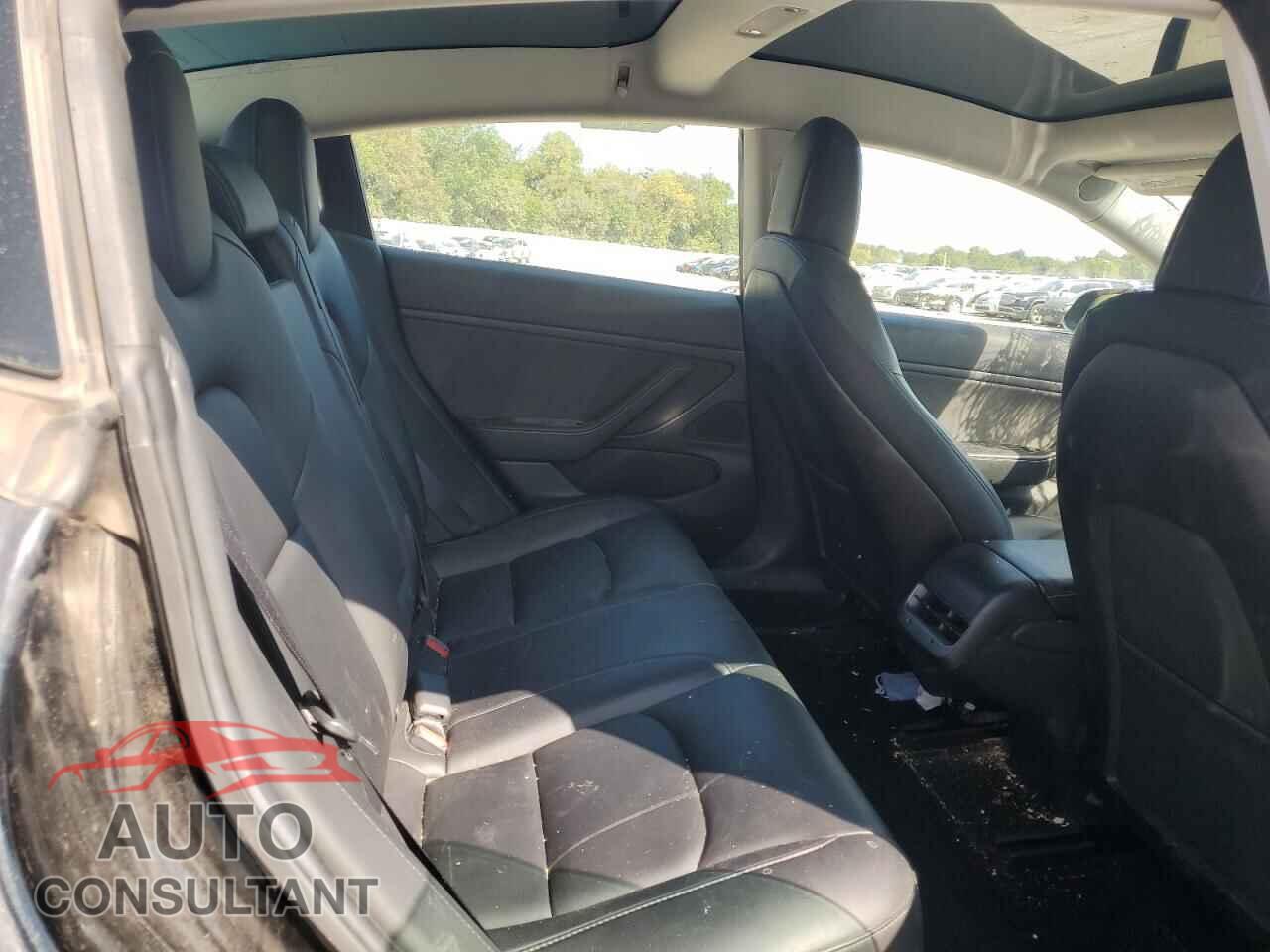 TESLA MODEL 3 2019 - 5YJ3E1EA3KF398363