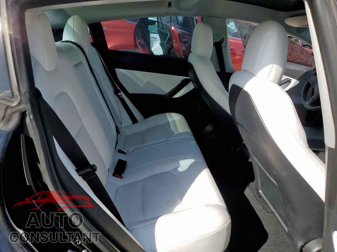 TESLA MODEL 3 2021 - 5YJ3E1EB2MF903403