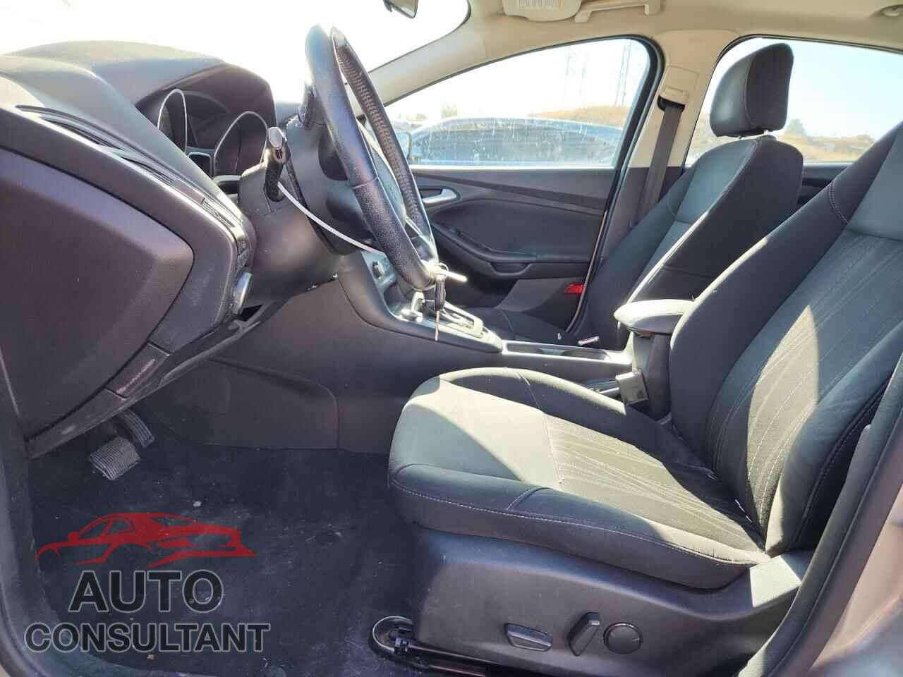 FORD FOCUS 2016 - 1FADP3F29GL225443