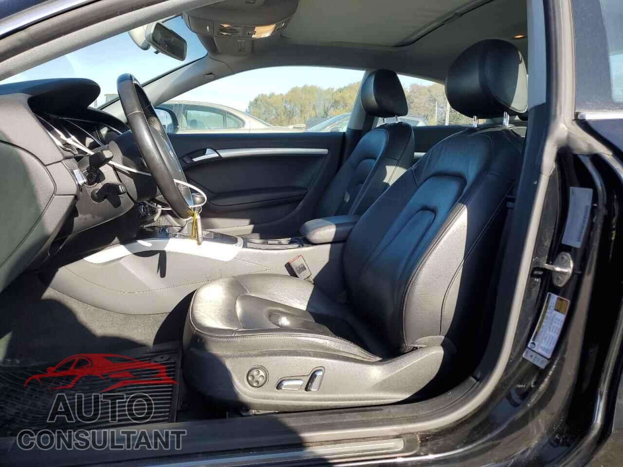 AUDI A5 2013 - WAUGFAFR8DA031440