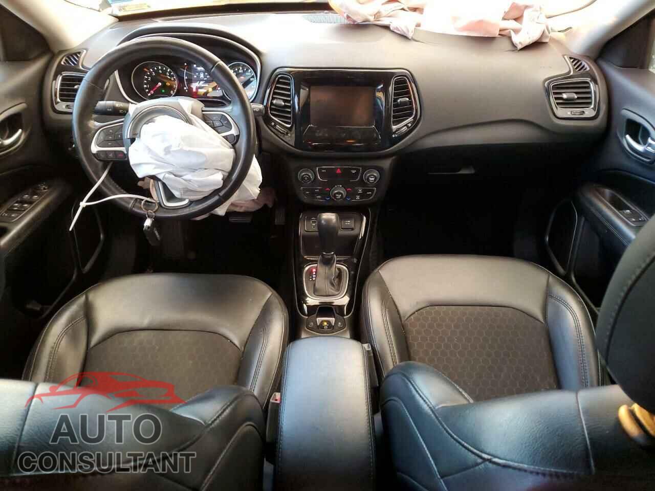 JEEP COMPASS 2019 - 3C4NJCBB7KT667611
