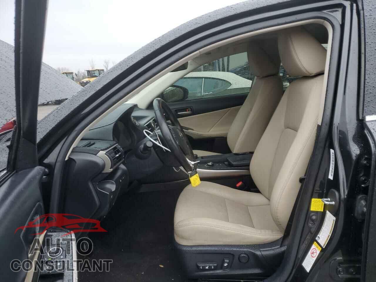 LEXUS IS 2017 - JTHCM1D29H5020876