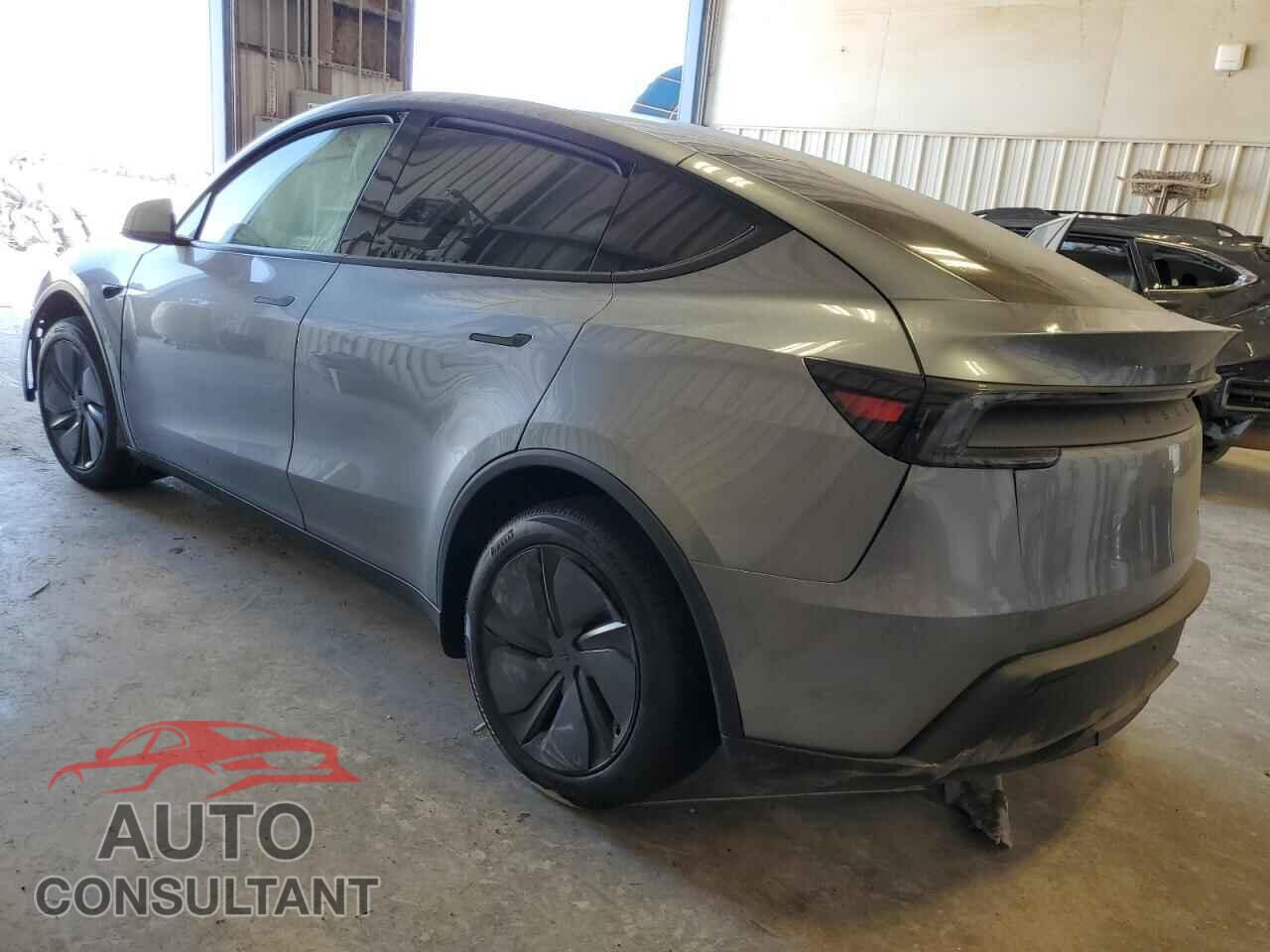 TESLA MODEL Y 2026 - 7SAYGDEEXTA496800