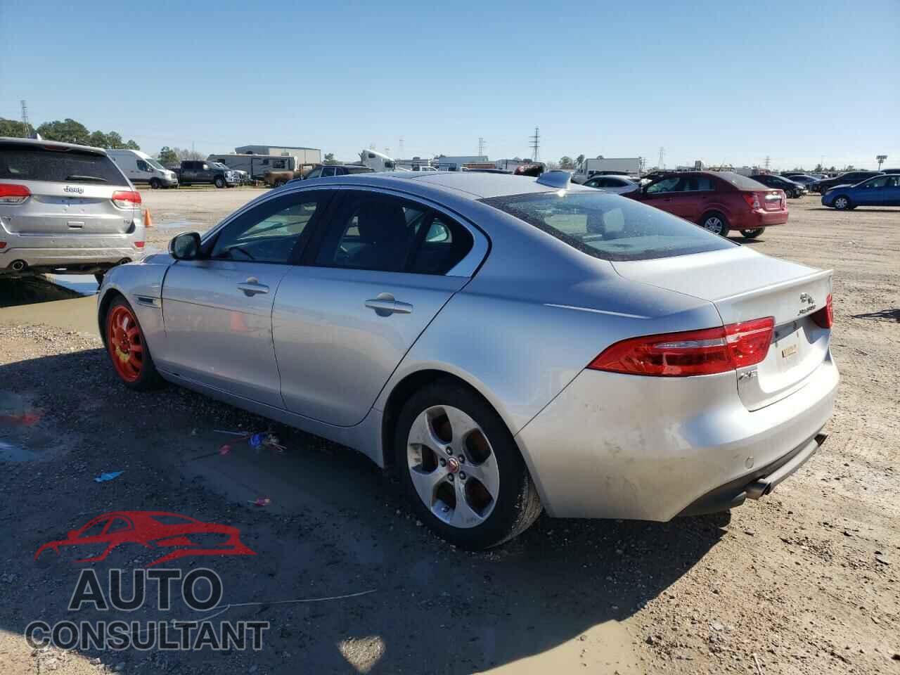 JAGUAR XE 2017 - SAJAR4BG2HA976056