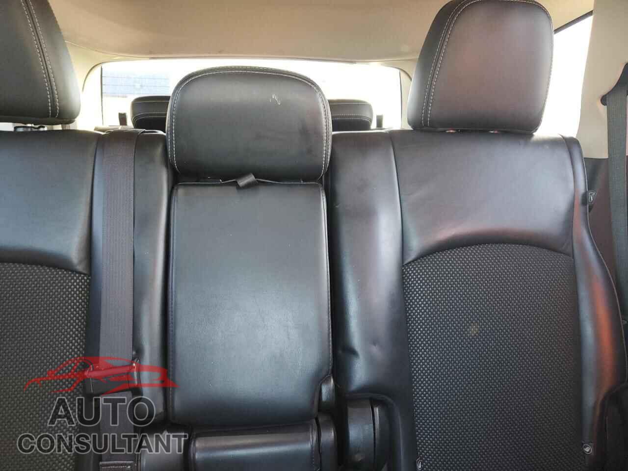 DODGE JOURNEY 2017 - 3C4PDCGG9HT673603