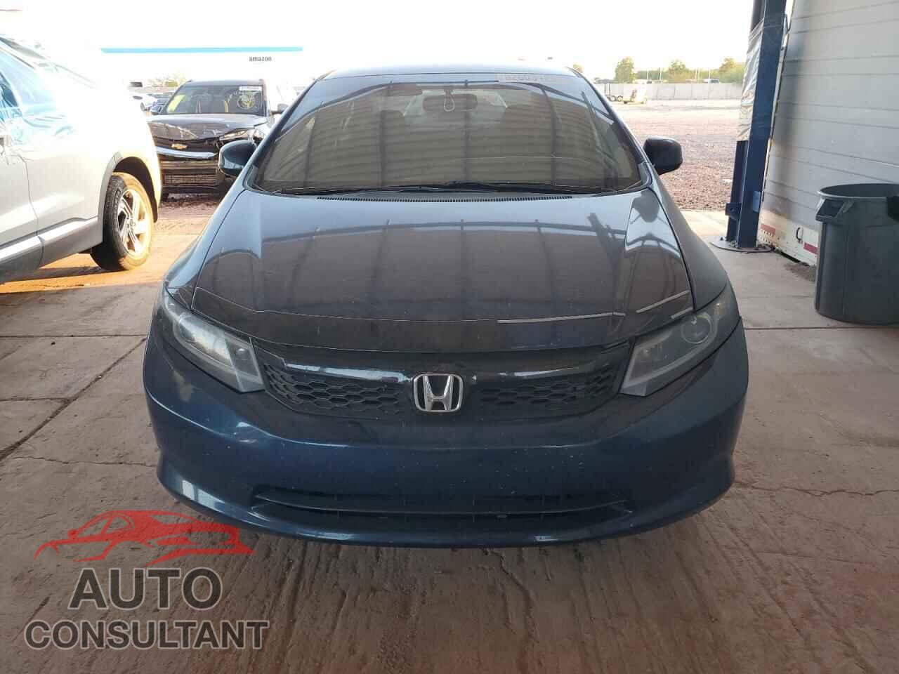 HONDA CIVIC 2012 - 2HGFB2F57CH582487