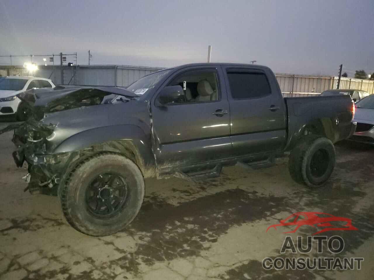 TOYOTA TACOMA 2013 - 3TMJU4GN8DM156002