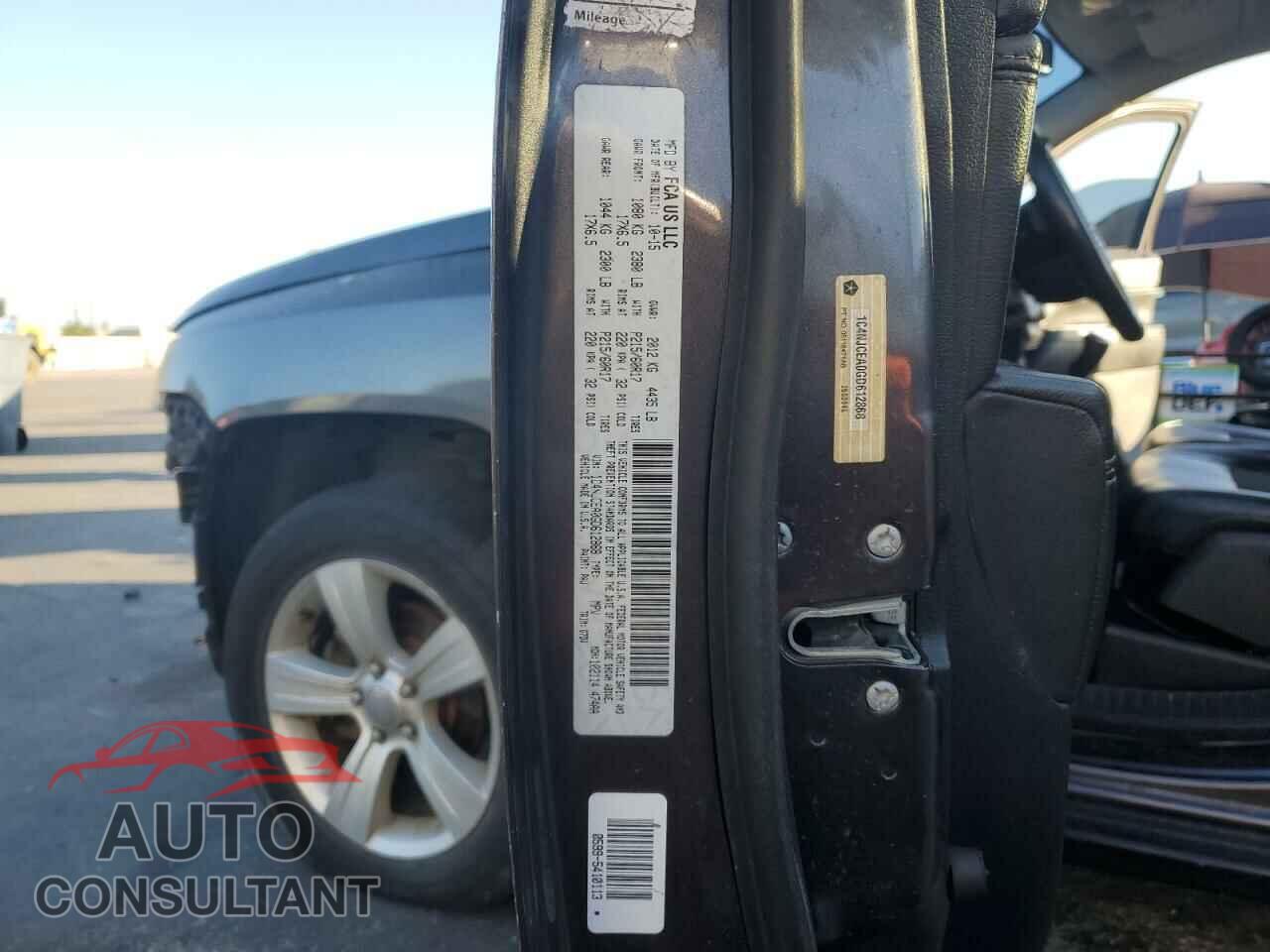 JEEP COMPASS 2016 - 1C4NJCEA0GD612868