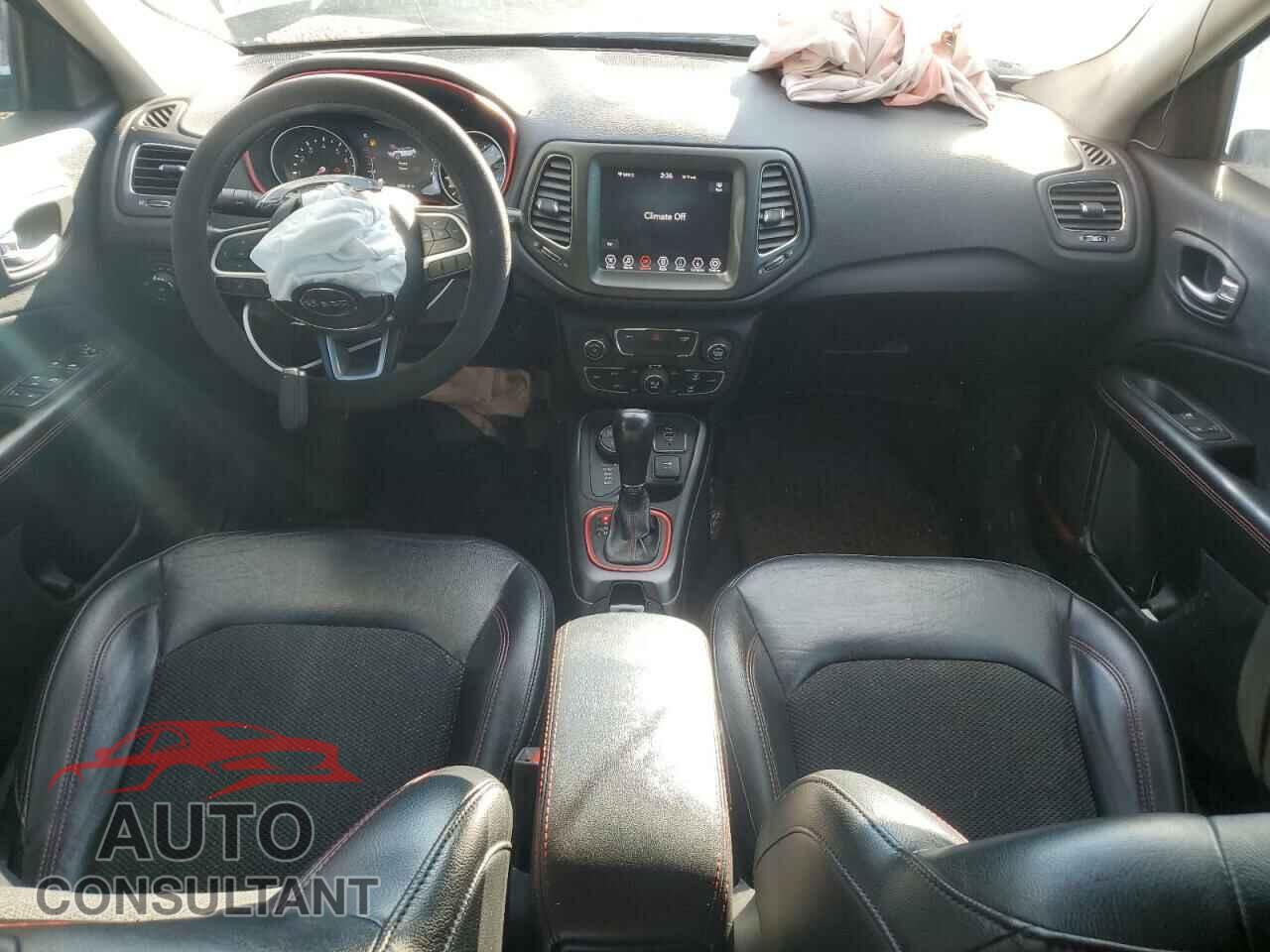 JEEP COMPASS 2019 - 3C4NJDDB9KT721316