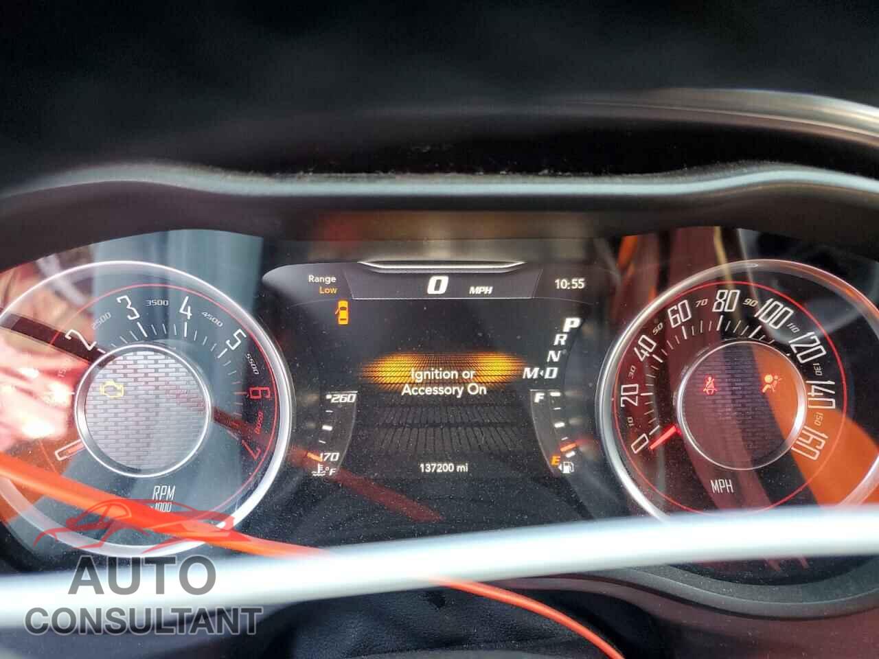 DODGE CHALLENGER 2015 - 2C3CDZAT6FH715517