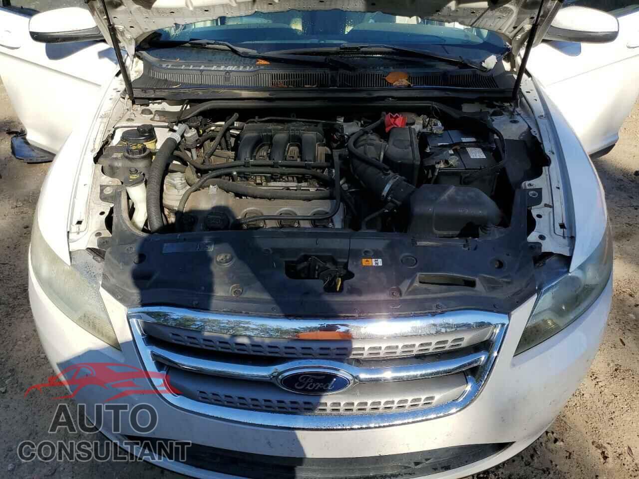 FORD TAURUS 2011 - 1FAHP2EW3BG174197