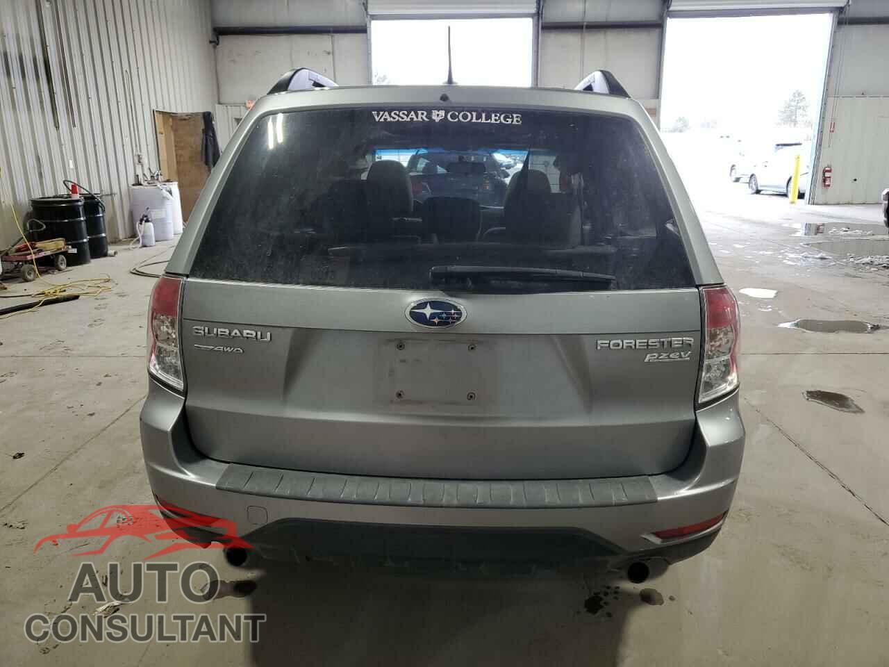 SUBARU FORESTER 2011 - JF2SHADC7BH748536