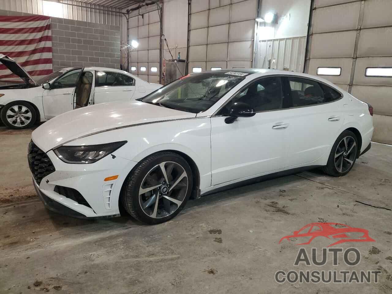 HYUNDAI SONATA 2023 - KMHL44J22PA290802