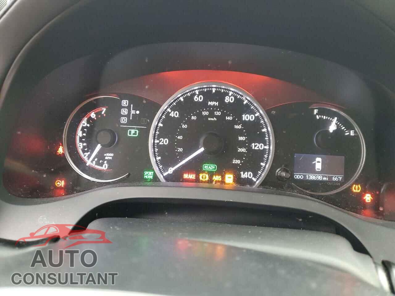 LEXUS CT 200 2012 - JTHKD5BH2C2055425