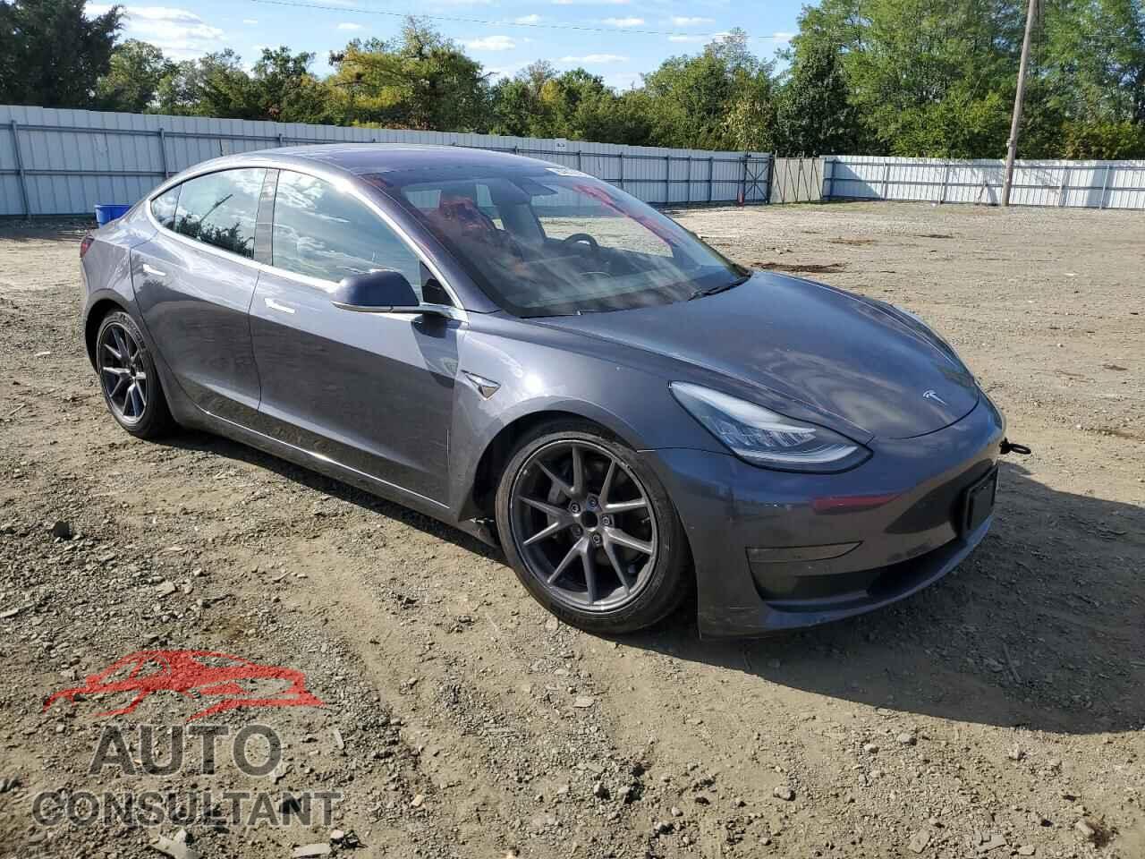 TESLA MODEL 3 2018 - 5YJ3E1EA9JF045382