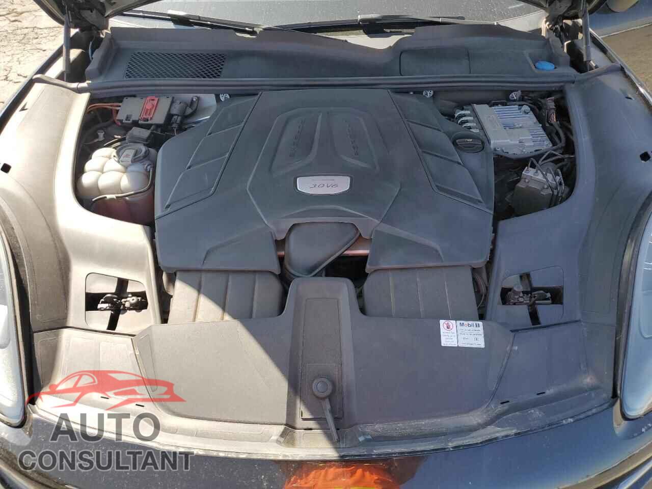 PORSCHE CAYENNE 2019 - WP1AA2AY3KDA01851