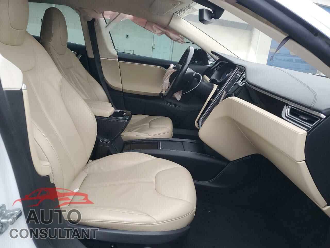 TESLA MODEL S 2015 - 5YJSA1H2XFF080919