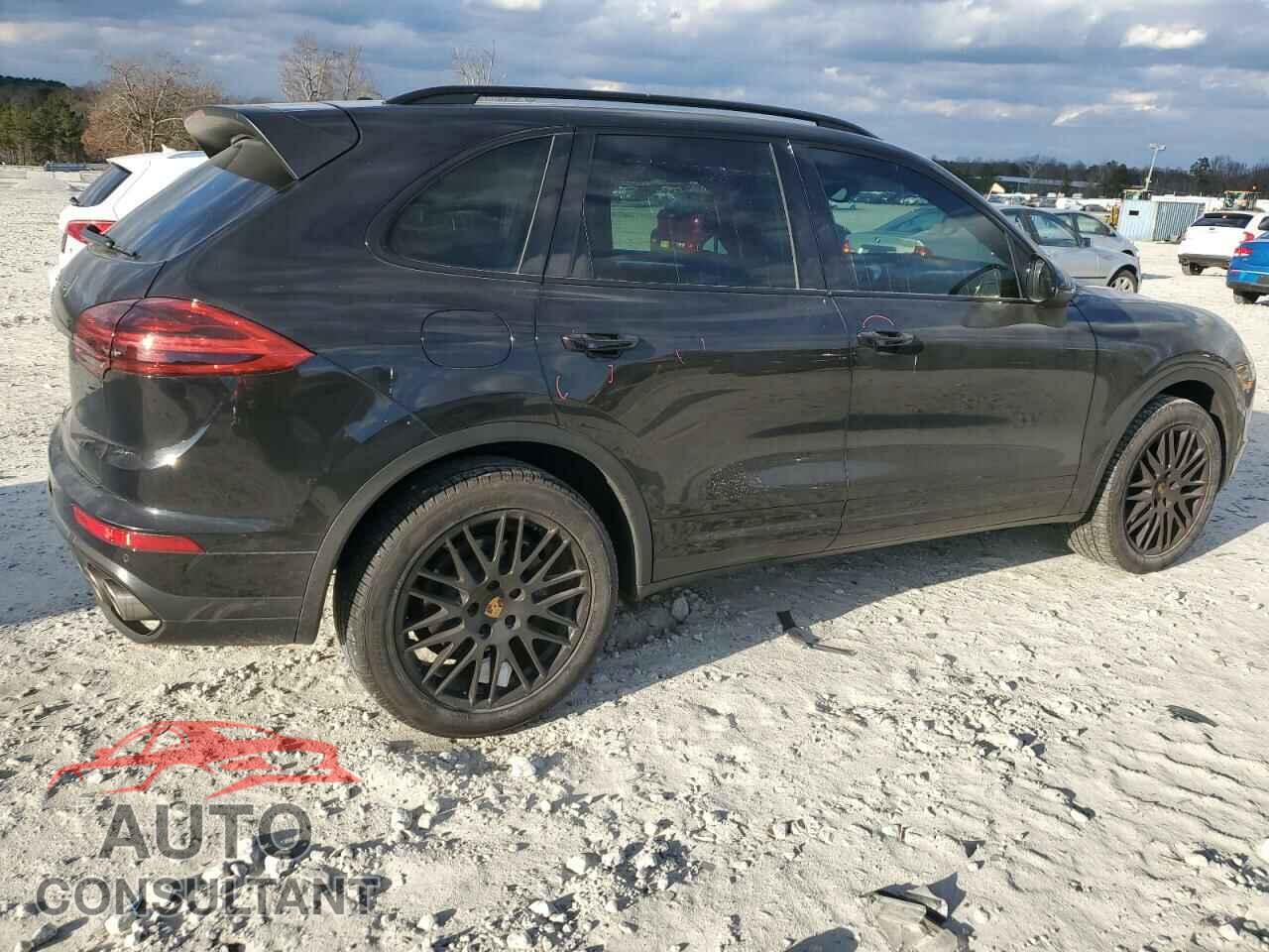 PORSCHE CAYENNE 2018 - WP1AB2A29JLA60870