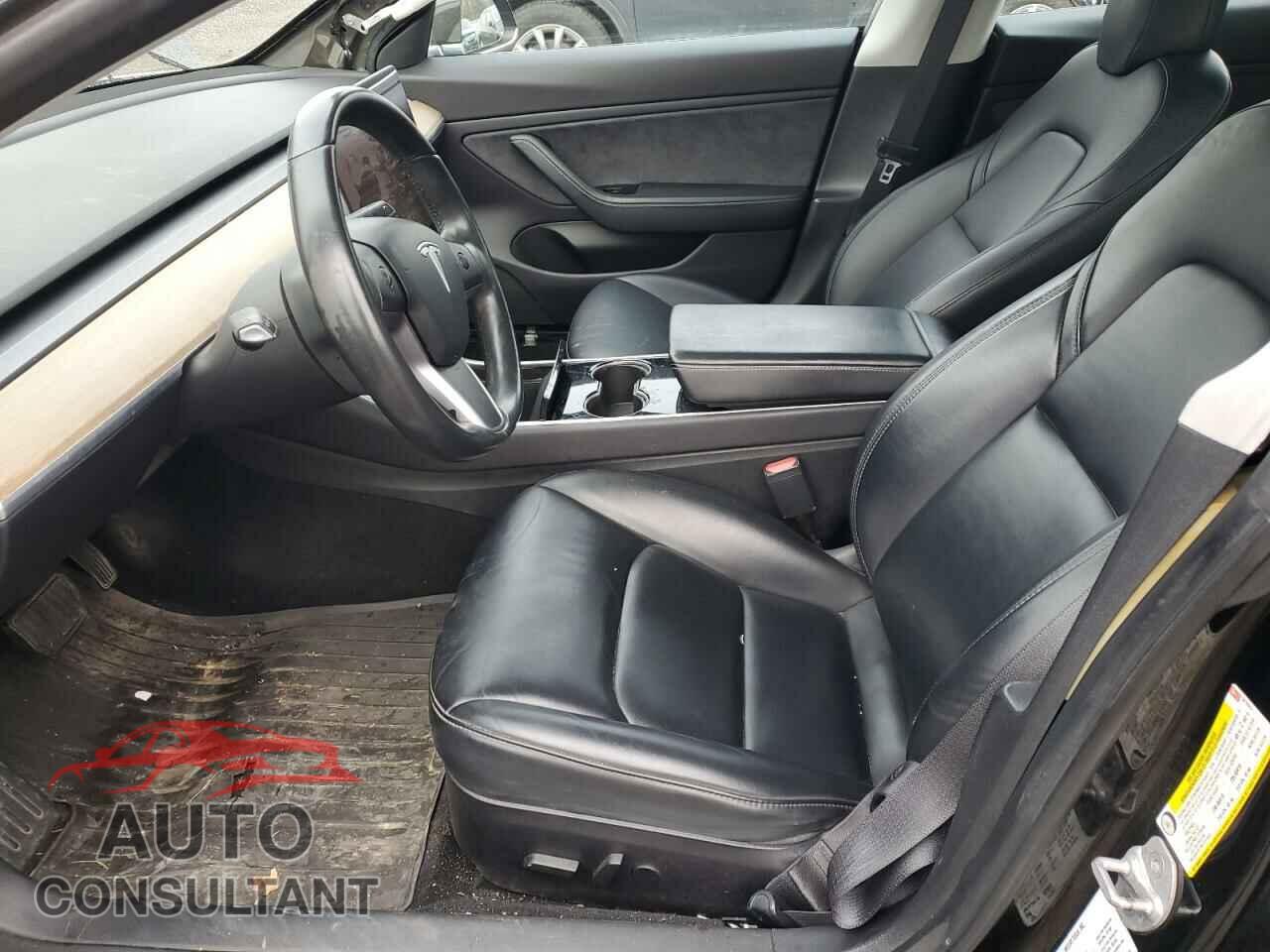TESLA MODEL 3 2019 - 5YJ3E1EAXKF321523