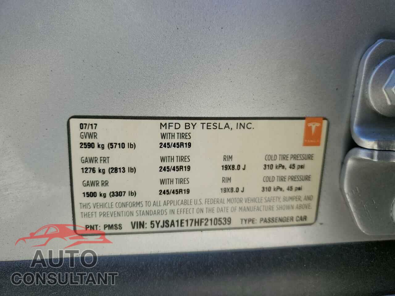TESLA MODEL S 2017 - 5YJSA1E17HF210539