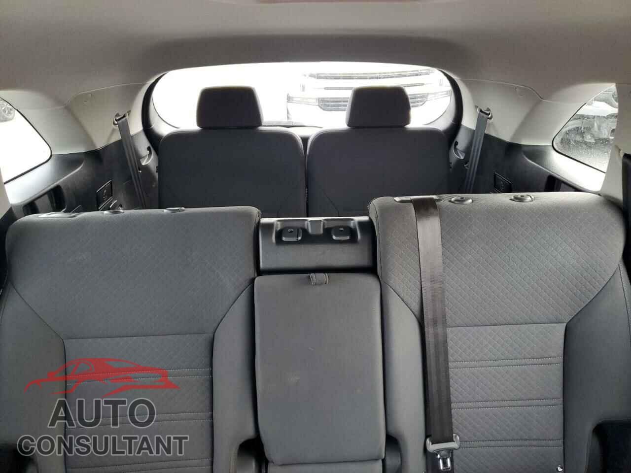 KIA SORENTO 2019 - 5XYPG4A38KG552983