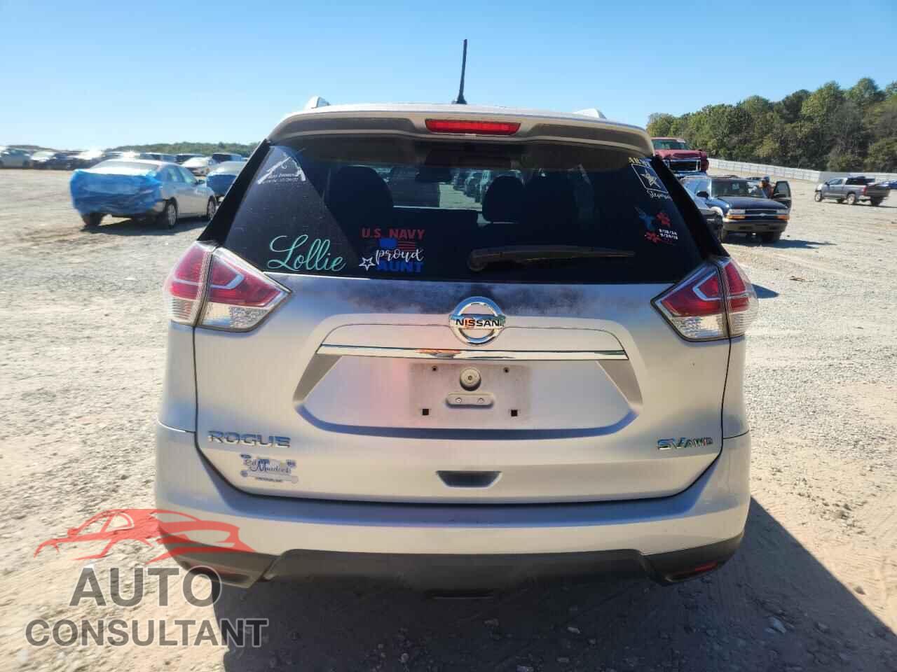 NISSAN ROGUE 2015 - KNMAT2MV0FP548187